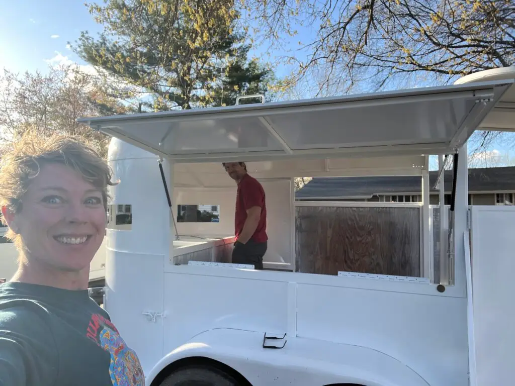 SIgnature Sips mobile bar horse trailer transformation